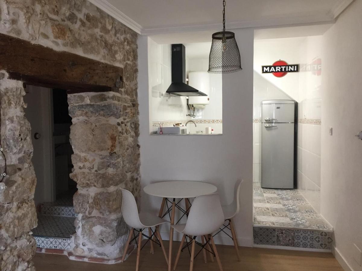 Alojamiento De Piedra Con Encanto Burgo Kültér fotó