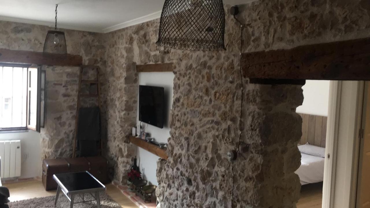 Alojamiento De Piedra Con Encanto Burgo Kültér fotó