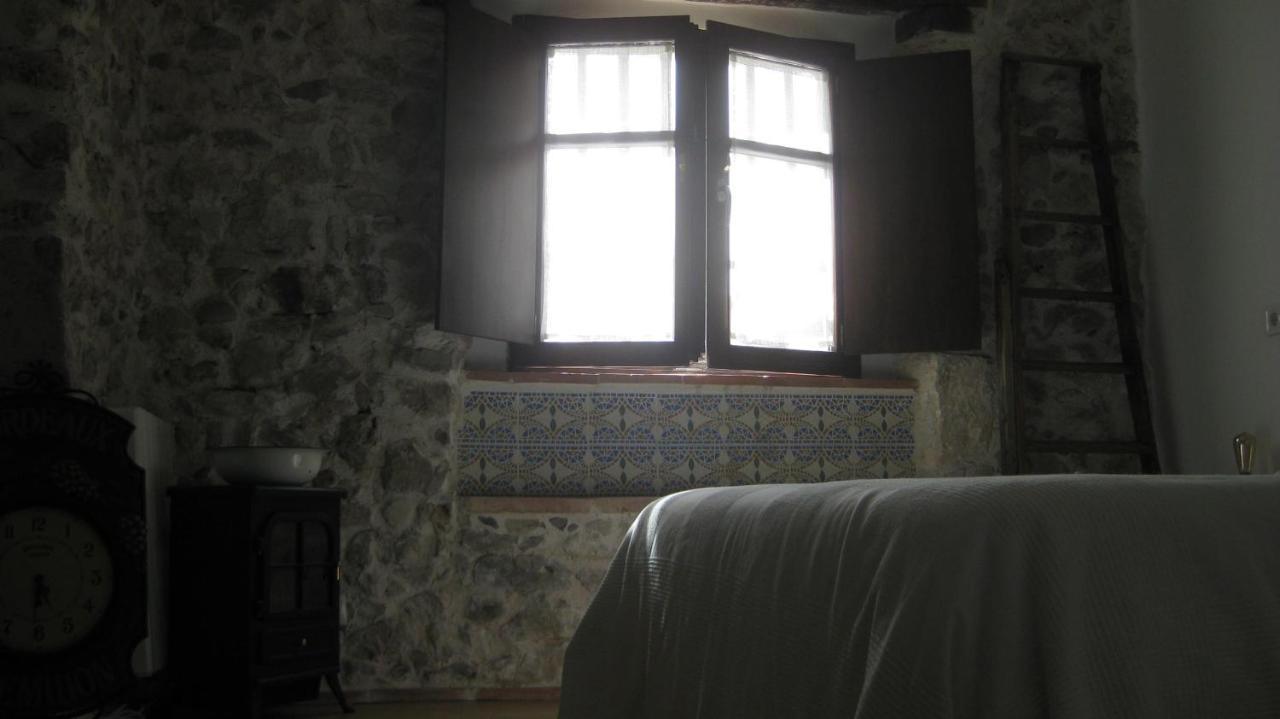 Alojamiento De Piedra Con Encanto Burgo Kültér fotó